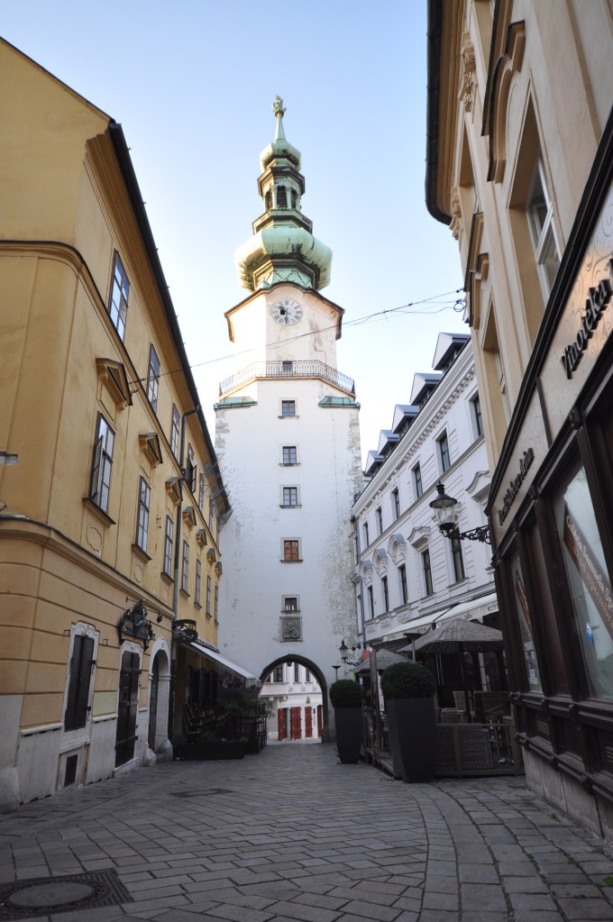michaels_gate_and_tower-bratislava-slovakia